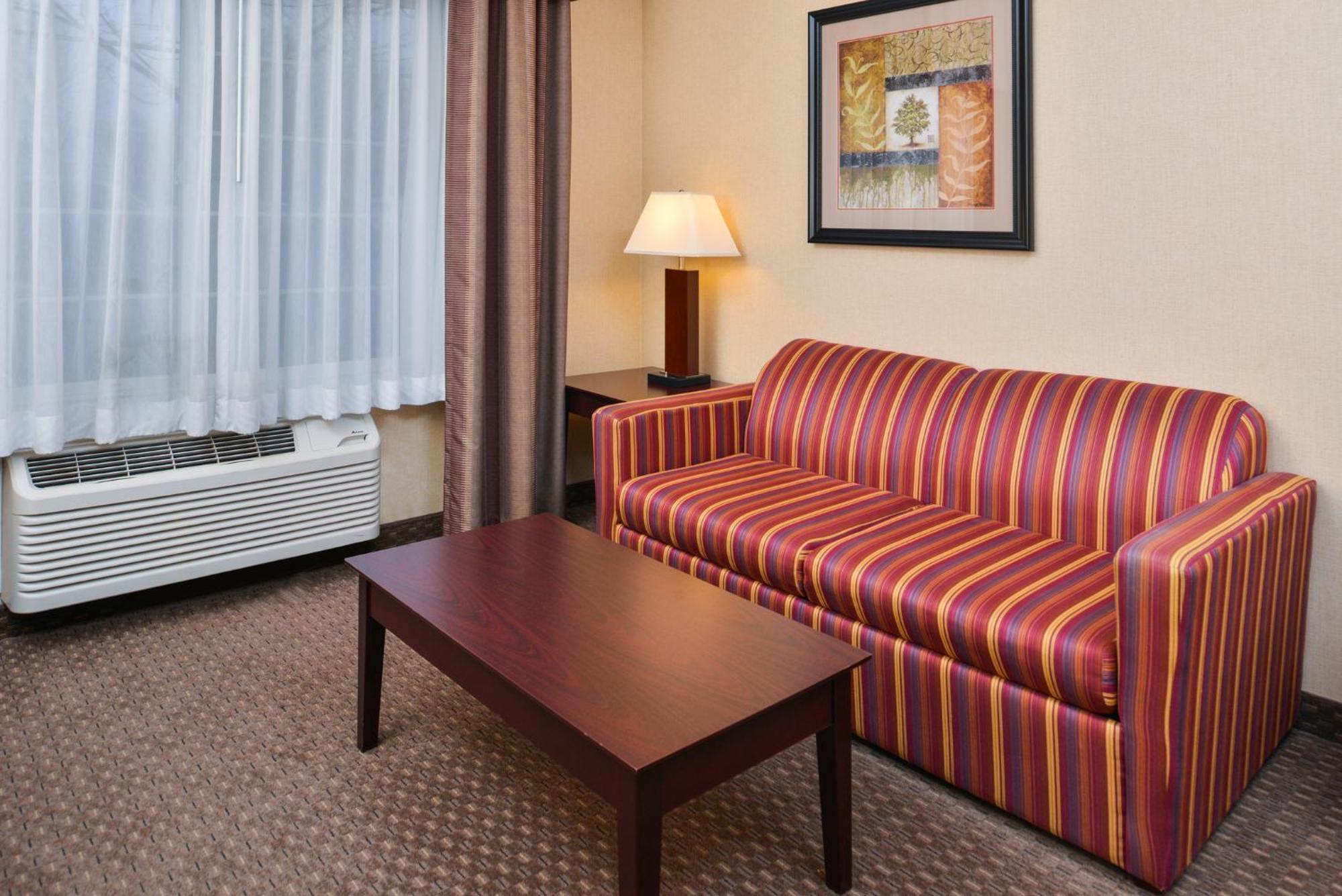 Holiday Inn Express Hotel & Suites Portland - Jantzen Beach, An Ihg Hotel Dış mekan fotoğraf